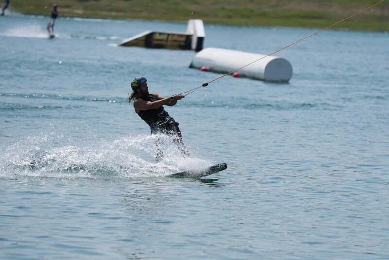 Water sports in Bratislava - Wakeboarding/Waterski/Kneeboard - Whats Included & Whats Not