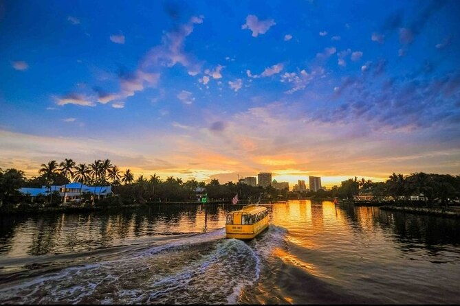 water-taxi-evening-hop-on-hop-off-sunset-sightseeing-cruise-2
