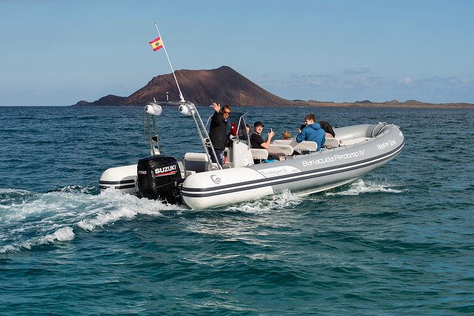 water-taxi-lobos-island