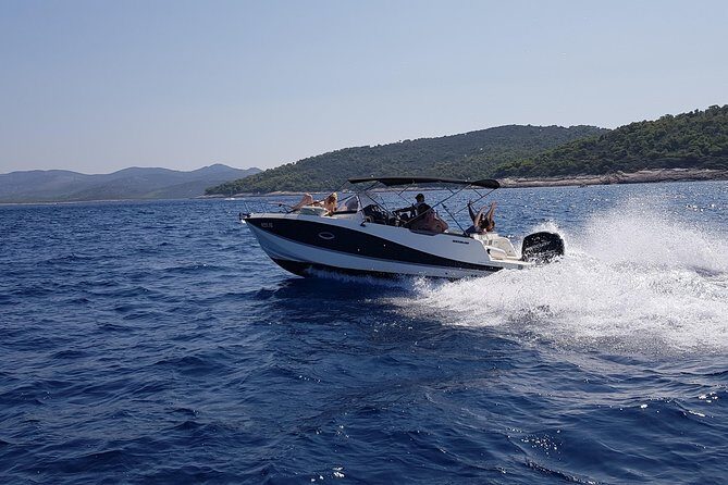 Water Taxi Ride from Split Airport to Hvar - The Sum Up