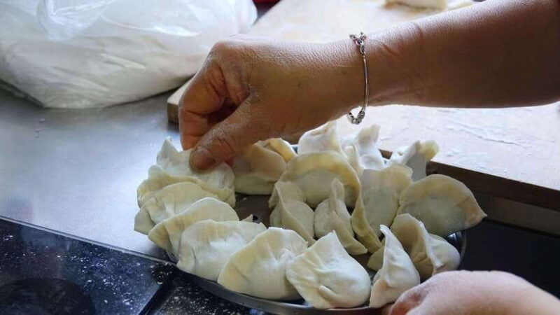 water-town-zhujiajiao-shanghai-boat-ridesightsbitessips