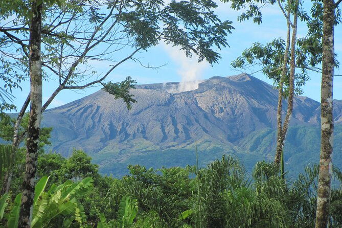 water-tubing-and-hot-springs-eco-adventure-at-rincon-de-la-vieja-from-playa-hermosa