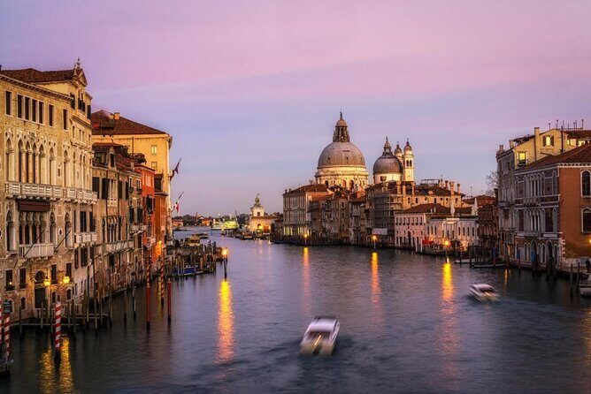 Watercolors in Venice: Painting Class with a Famous Artist - Key Points