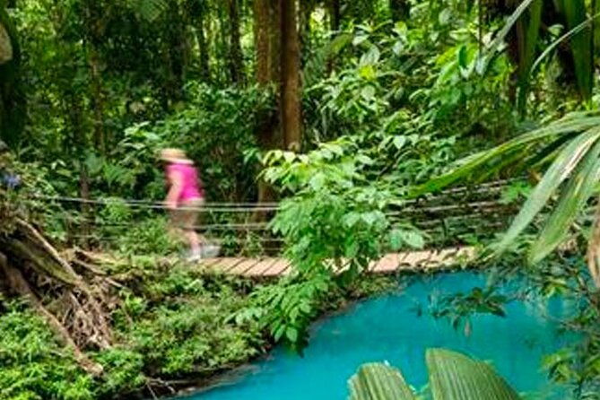 waterfall-blue-lagoon-full-day-tour-in-rio-celeste-costa-rica