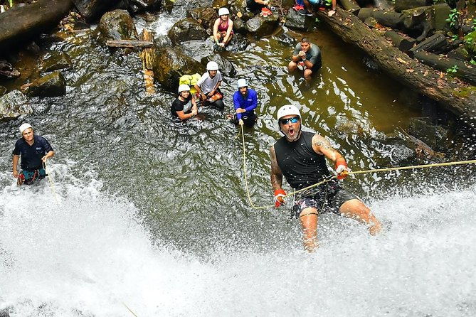 waterfall-canyoning-in-jaco-beach-and-los-suenos