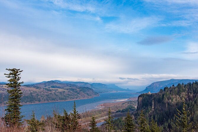 waterfalls-and-wine-plus-mt-hoods-timberline-tour