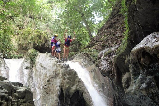 waterfalls-at-damajagua