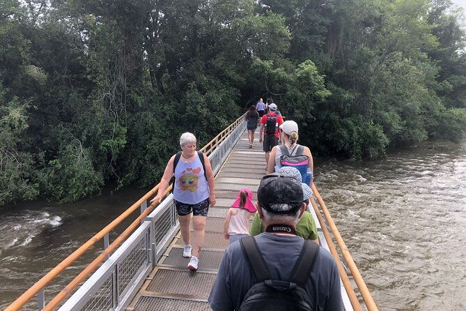 waterfalls-brazil-and-argentina-in-one-day-private