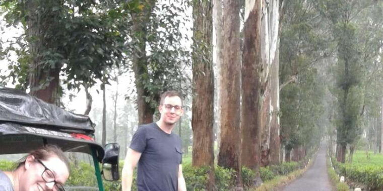 waterfalls-hunting-near-kandy