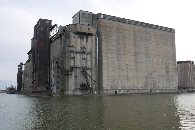 waterfront-ride-outer-harbor-history-bike-tour