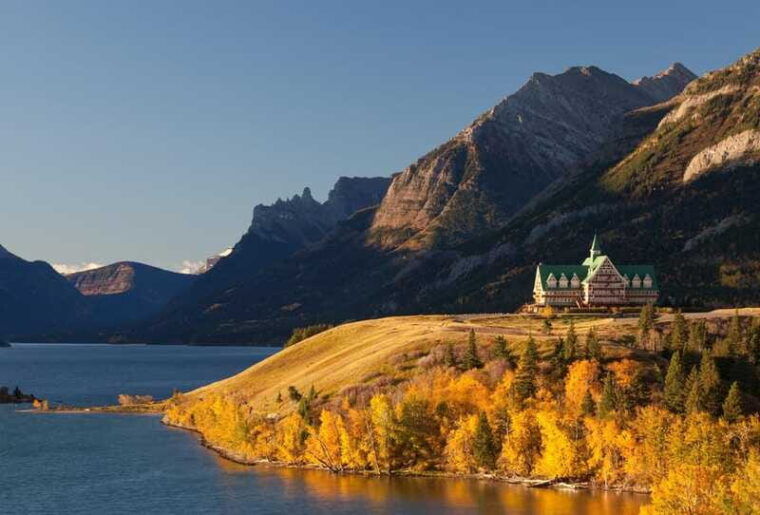 waterton-lakes-national-park-prince-of-wales-hotel
