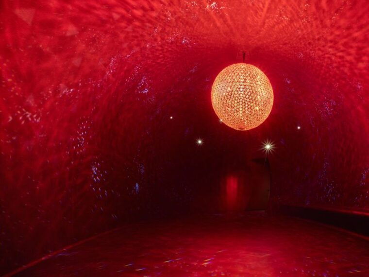 wattens-swarovski-crystal-worlds-entrance-ticket