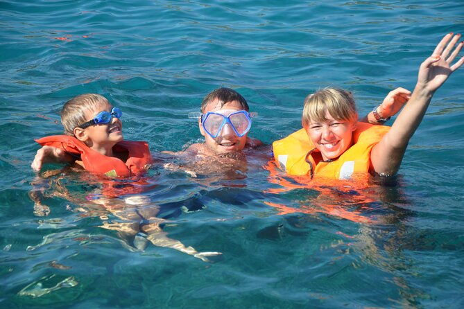 wave-dancer-sunshine-full-day-cruise-all-inclusive