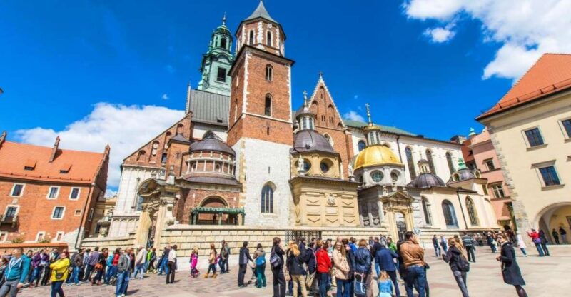 wawel-castle-cathedral-old-town-and-st-marys-basilica