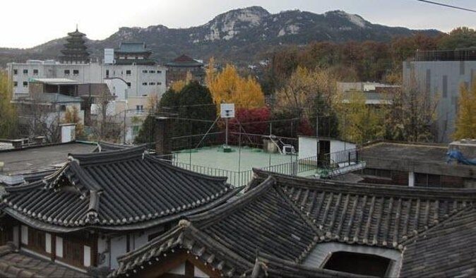 Wearing Hanbok Walking Tour in Bukchon with Liquor Tasting - Wearing Hanbok Walking Tour in Bukchon with Liquor Tasting: A Complete Guide