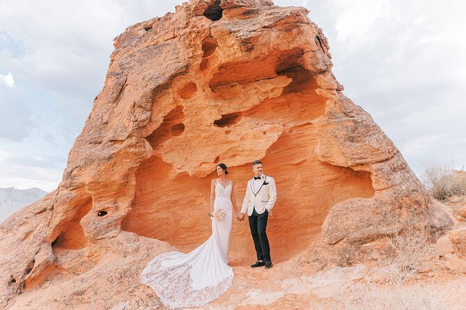 wedding-in-french-at-valley-of-fire