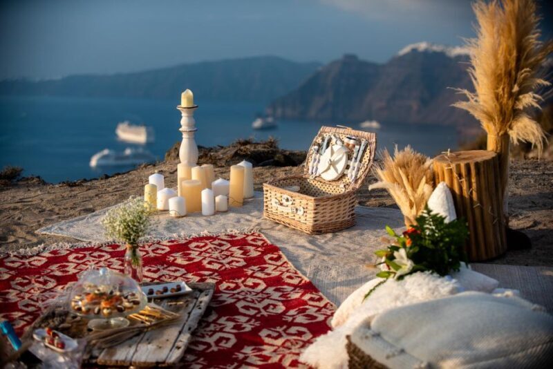wedding proposal sunset private picnic - Key Points