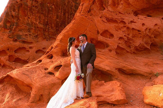 wedding-with-photographer-in-the-valley-of-fire