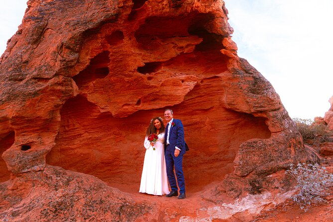 wedding-with-photographer-in-the-valley-of-fire