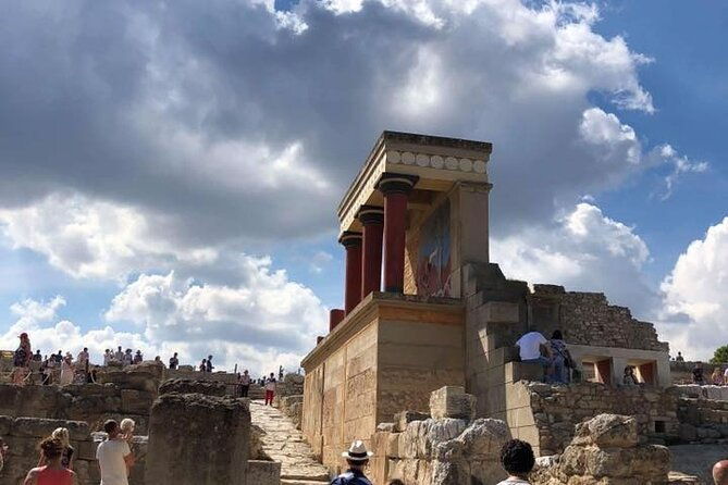 weguide-knossos-palace