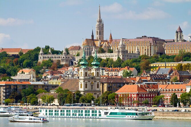 welcome-to-budapest-3-hrs-must-see-private-tour-by-car-2