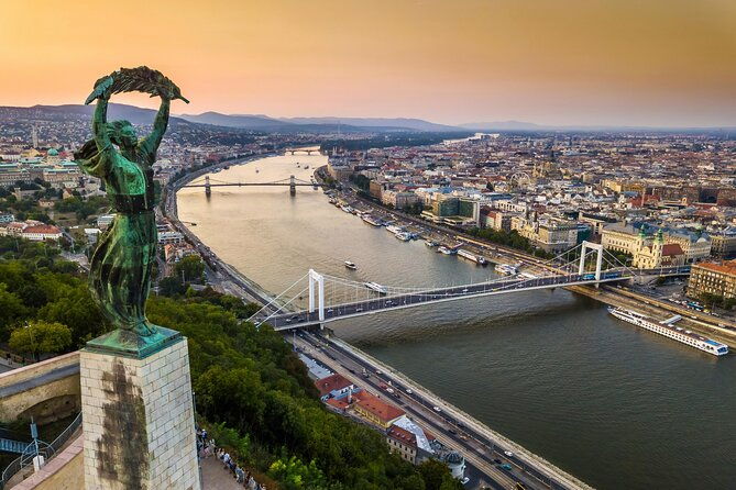 welcome-to-budapest-3-hrs-must-see-private-tour-by-car