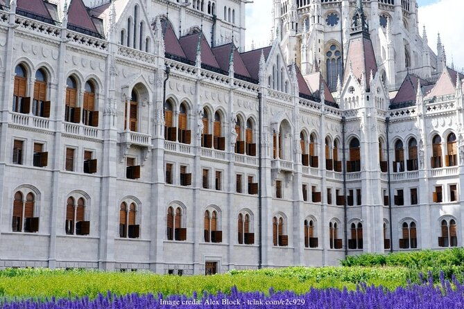 welcome-to-budapest-private-guided-walking-tour
