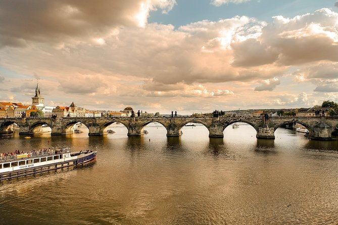 welcome-to-prague-private-tour-with-licensed-guide