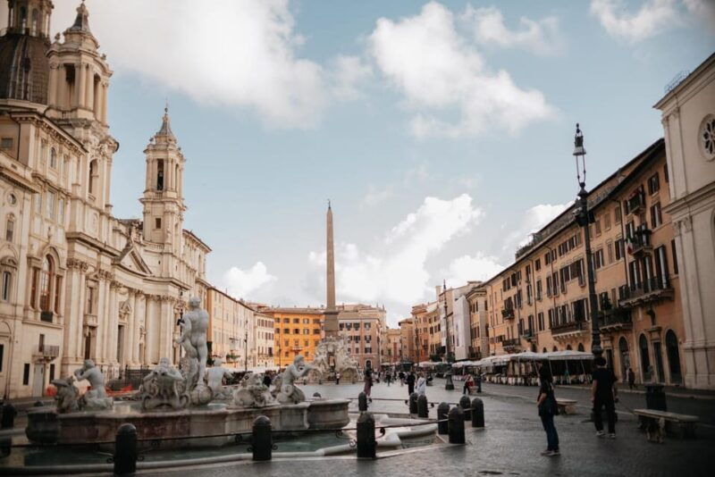 welcome-to-rome-city-highlights-small-group-walking-tour