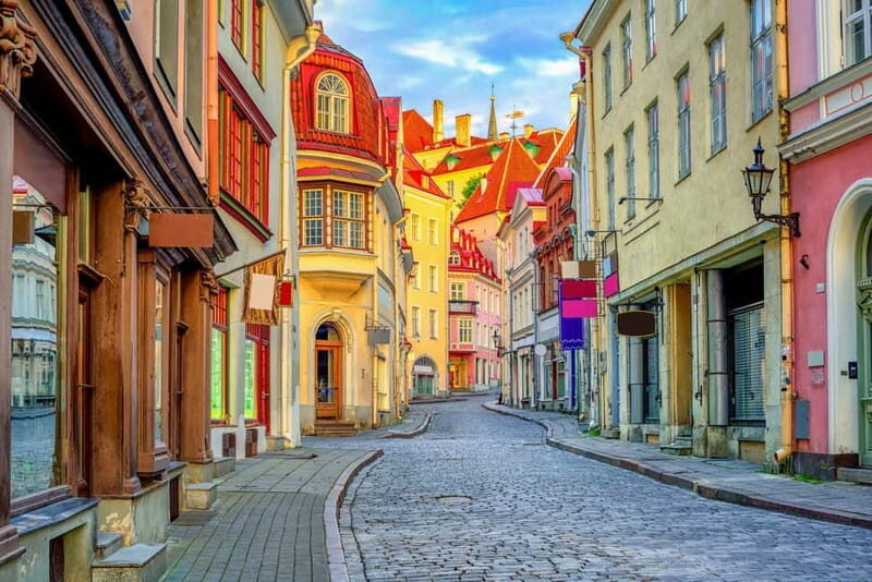 Welcome to Tallinn: Private Walking Tour with a Local - Why Choose a Private Walking Tour in Tallinn?