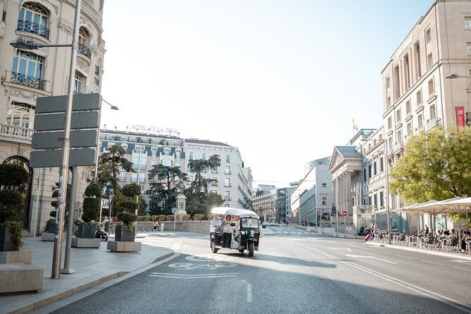welcome-tour-to-madrid-in-private-eco-tuk-tuk