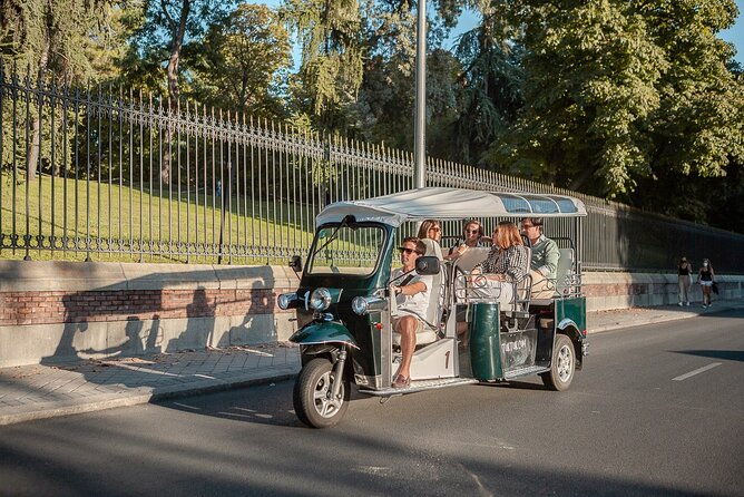 welcome-tour-to-madrid-in-private-eco-tuk-tuk