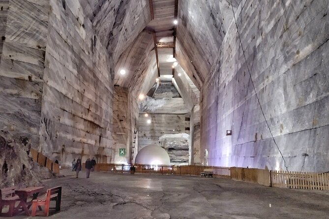 wellness-tour-slanic-salt-mine-and-therme-spa-hot-pools-saunas-and-jacuzzi