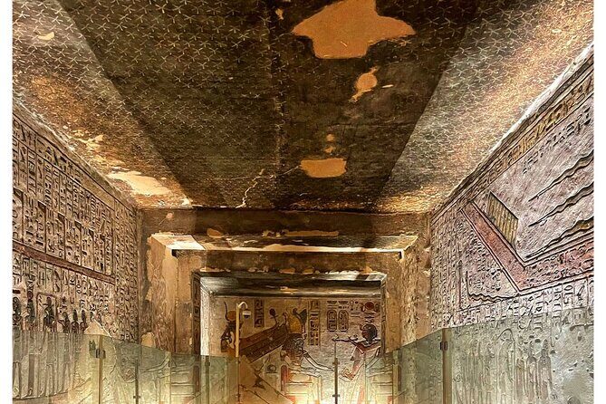 West Bank(Kings valley, Hatshepsut, Habu and Memnon) - Colossi of Memnon: Guardians of the West  