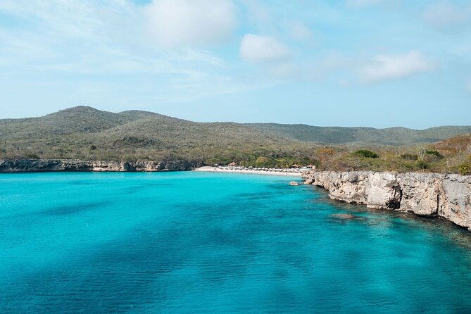 west-coast-full-day-tour-with-beaches-bbq-and-blue-room