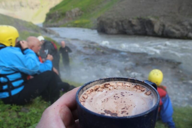 west-glacial-river-family-rafting