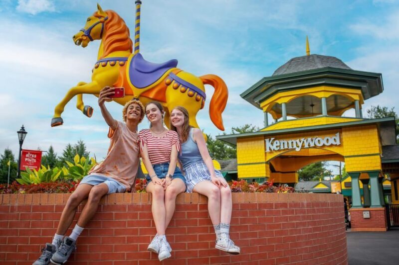 West Mifflin, PA: Kennywood Park Entry Ticket - Key Points