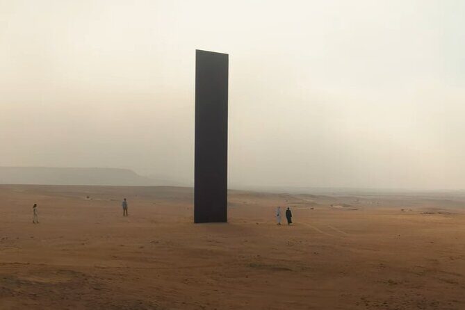 West Of Qatar, Mushroom Rocks, Camel Racing Track, Richard Serra - Exploring Qatar’s West: A Detailed Look at the Mushroom Rocks, Camel Races, and Art in the Desert