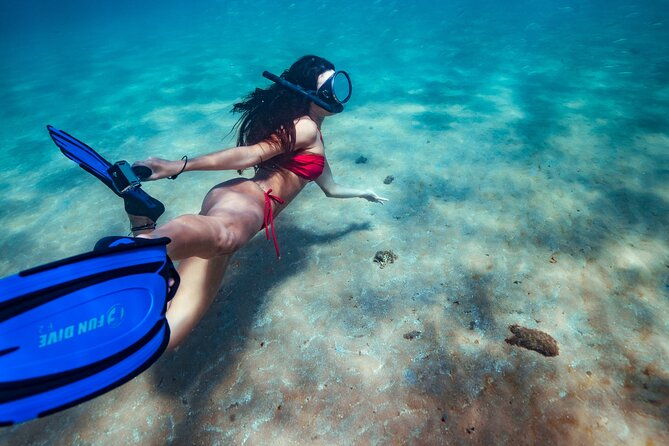 west-palm-beach-day-umbrella-chairs-yeti-jbl-speaker-towels