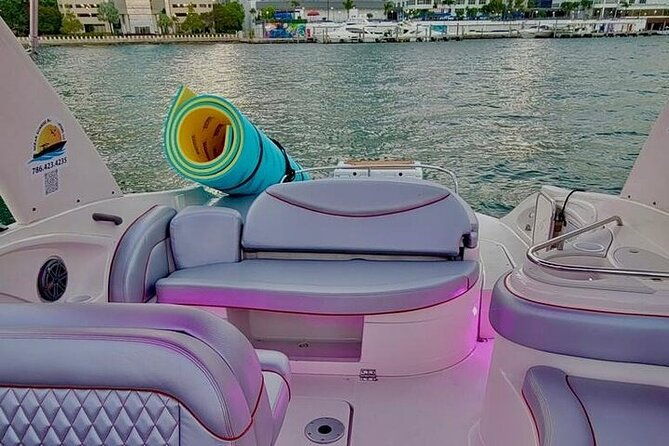 west-palm-beach-private-boat-cruise-and-tour-with-a-captain