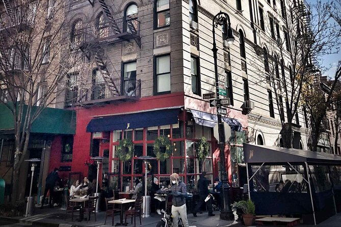 west-villages-flappers-freaks-punks-a-self-guided-audio-tour