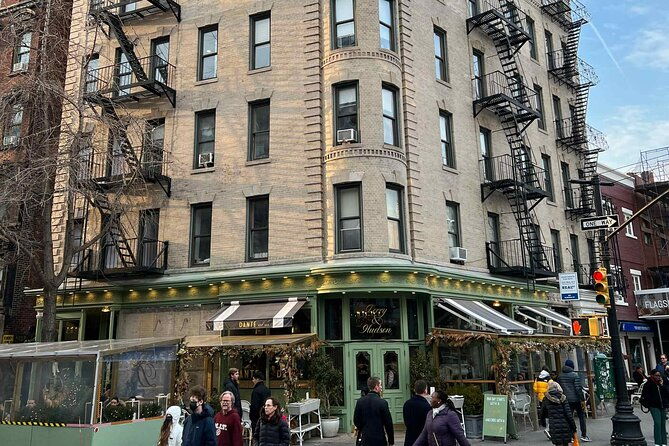 west-villages-flappers-freaks-punks-a-self-guided-audio-tour