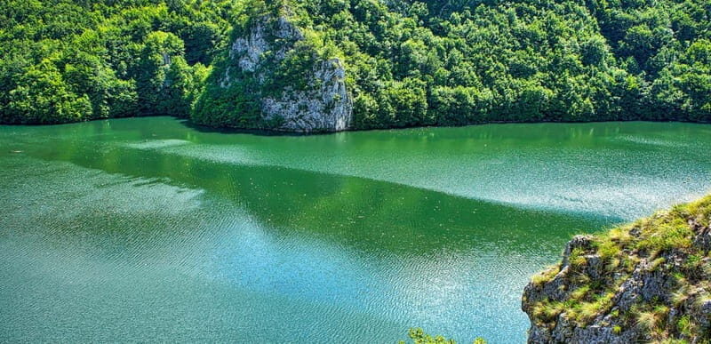 Western Serbia 1-Day Tour of the Key Sites from Belgrade - The guide experience