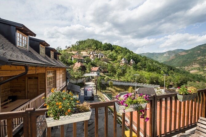 western-serbia-drina-river-house-mokra-gora-sargan-8-drvengrad