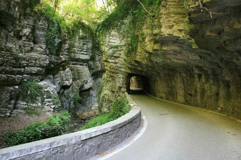 Western Shore of Lake Garda Tour - An In-Depth Look at the Western Shore of Lake Garda Tour