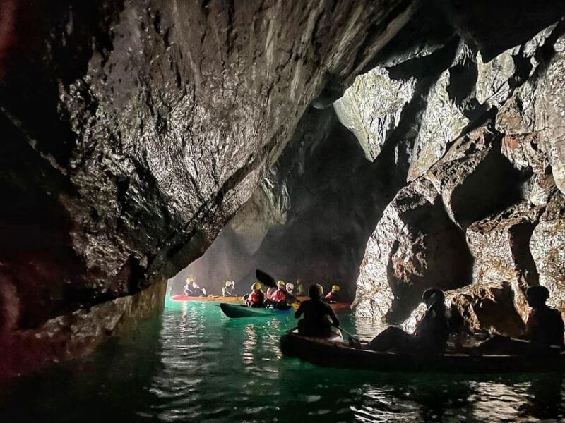 wexford-hook-peninsula-sea-cave-kayaking-experience