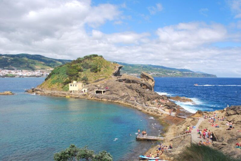 whale-and-dolphin-watching-with-vila-franca-islet-visit