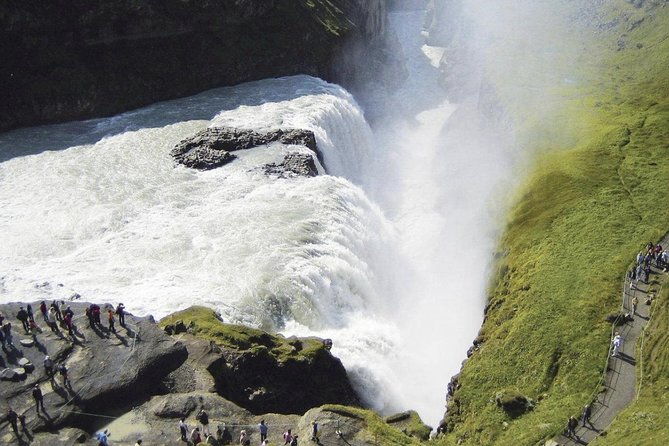 whale-watching-and-golden-circle-tour-from-reykjavik-2