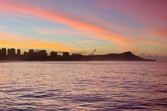 whale-watching-and-sunrise-breakfast-cruise-in-honolulu