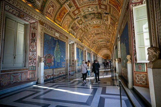 wheelchair-users-vatican-tour-skip-the-line-sistine-chapel